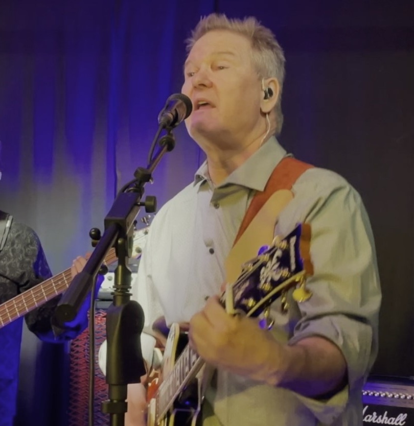 Steve Manning – Guitar and Vocals for The SideKarz
